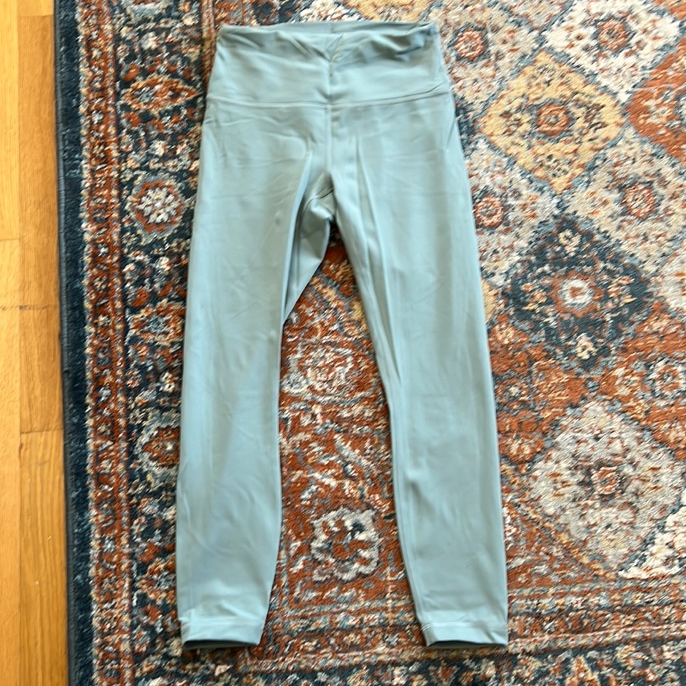 Lululemon Wunder Train High Rise Tight 28” - Size 28